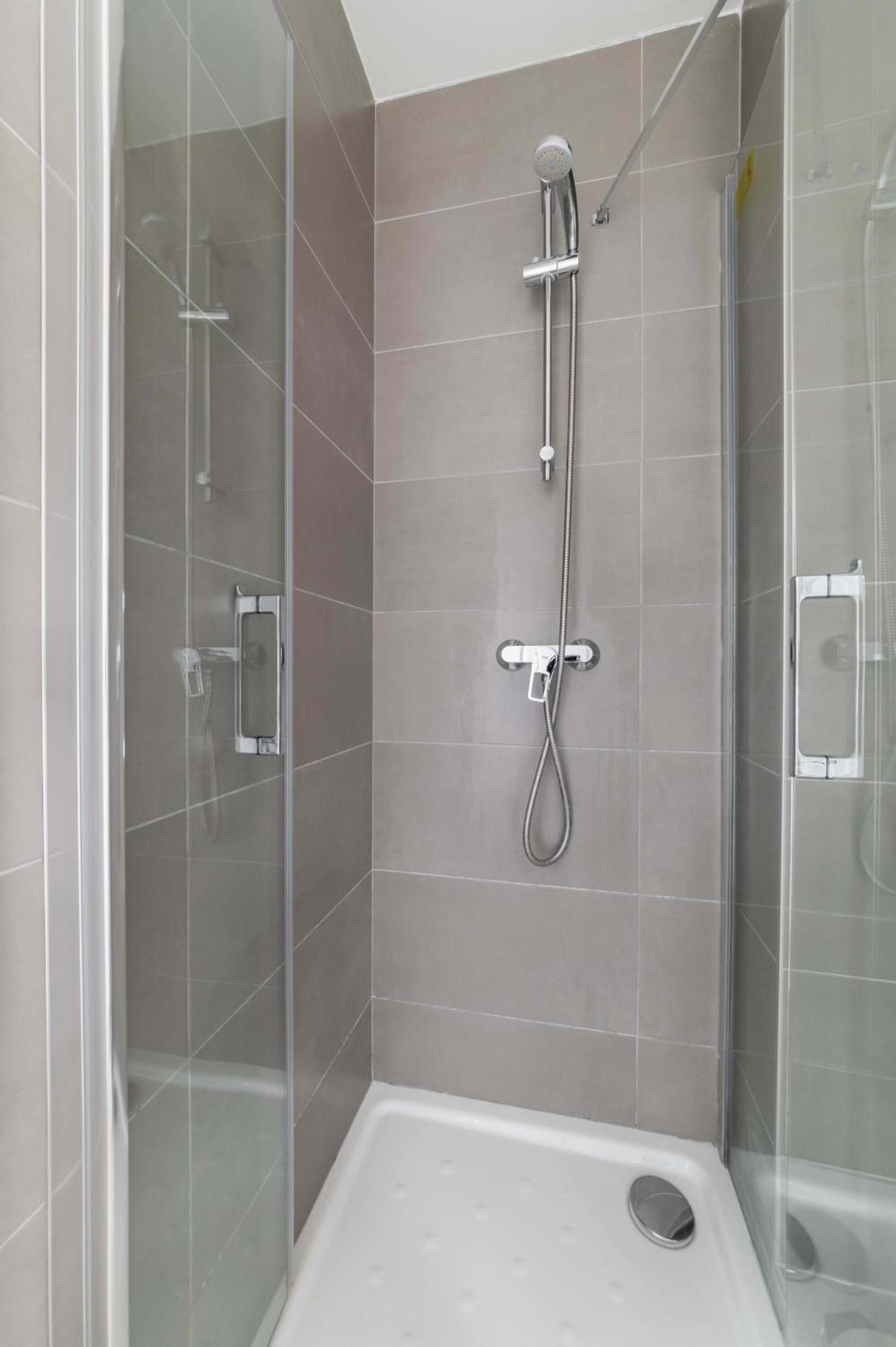 3 Pieces 55m2 Proche Metro - 15 - 4p - Flat-guest Paris